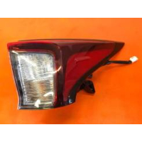 Електрика Світло Ліхтар задній 2018-2021 COMB 8155147460 RH XW нова 8155147472 TOYOTA Toyota(р)